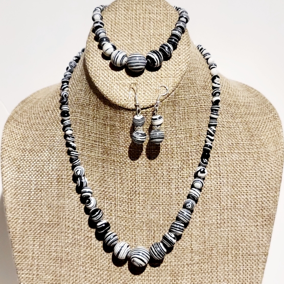 3 PCS - Rainbow Calsilica Set - Black/White - Picture 6 of 6